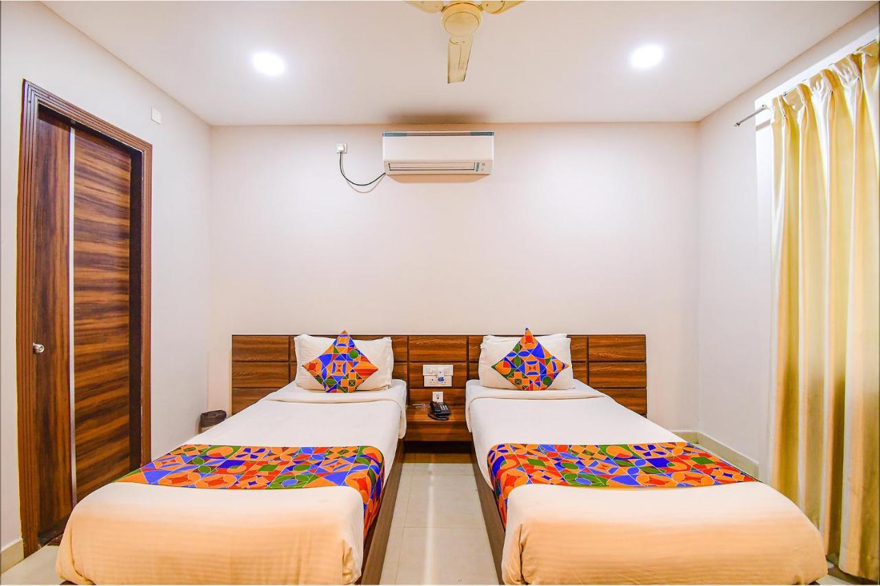 Fabhotel Royal Crystal Bhubaneswar Bagian luar foto