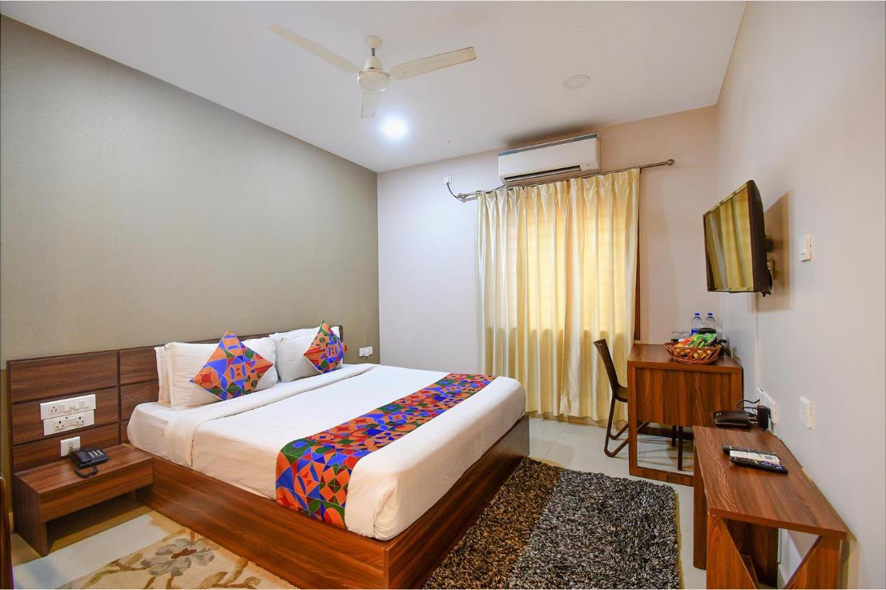 Fabhotel Royal Crystal Bhubaneswar Bagian luar foto