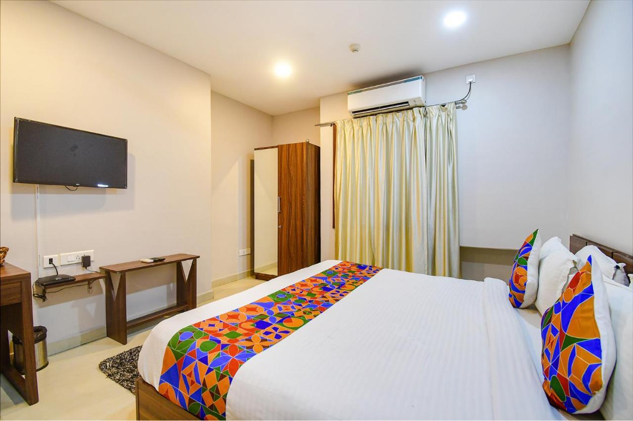 Fabhotel Royal Crystal Bhubaneswar Bagian luar foto